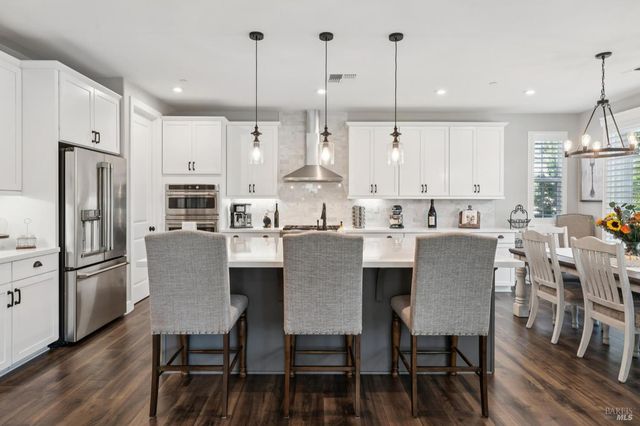 95 Jagla St, Cotati, CA 94931