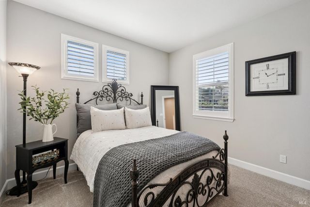 95 Jagla St, Cotati, CA 94931