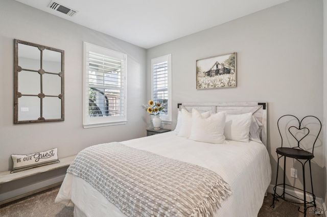 95 Jagla St, Cotati, CA 94931