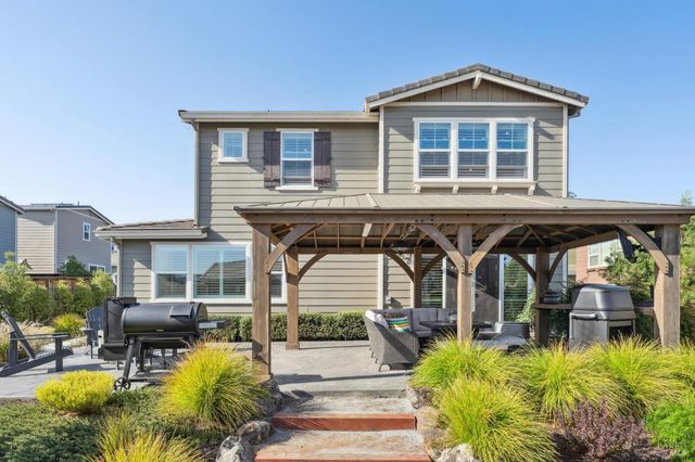 95 Jagla St, Cotati, CA 94931