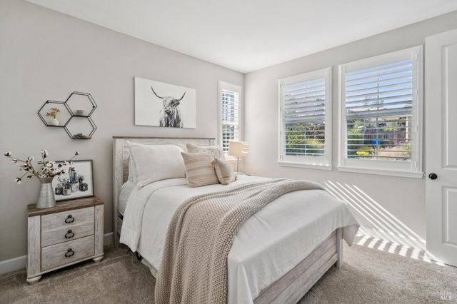 95 Jagla St, Cotati, CA 94931