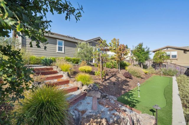 95 Jagla St, Cotati, CA 94931