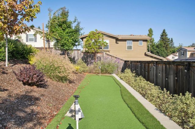 95 Jagla St, Cotati, CA 94931