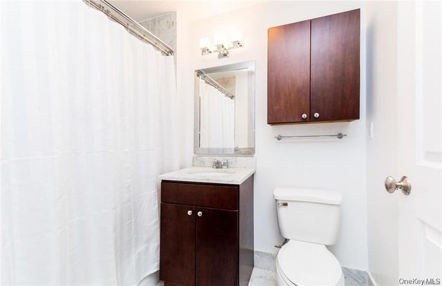 3800 Blackstone Avenue 2S, Bronx, NY 10463