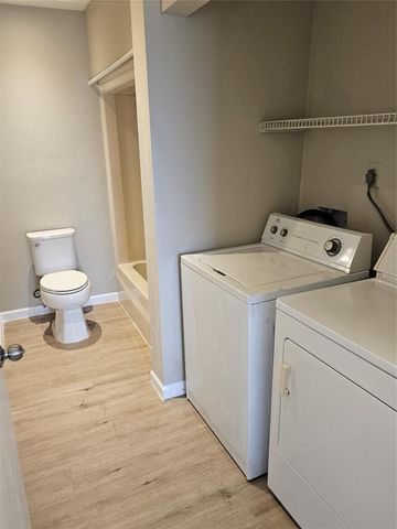 2822 S Bartell Dr Drive 5, Houston, TX 77054