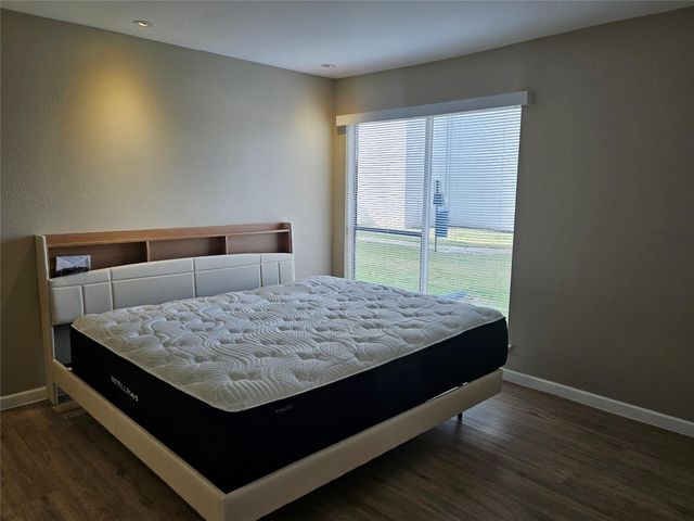 2822 S Bartell Dr Drive 5, Houston, TX 77054