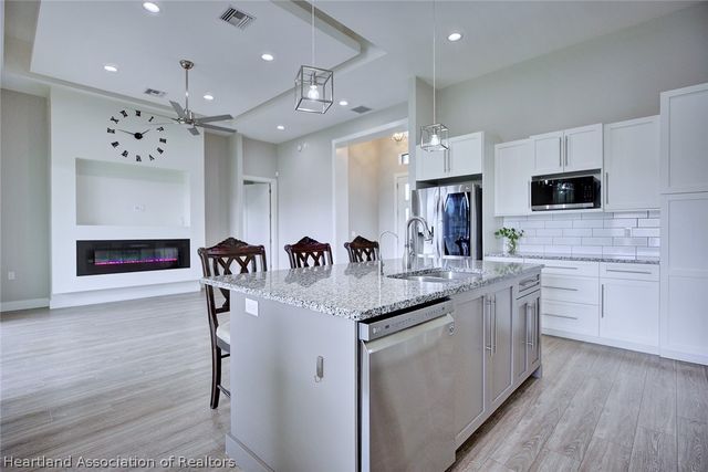 6910 San Bruno Drive, Sebring, FL 33872