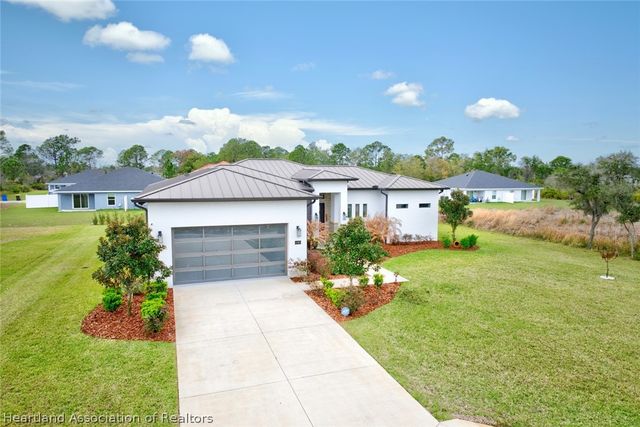 6910 San Bruno Drive, Sebring, FL 33872