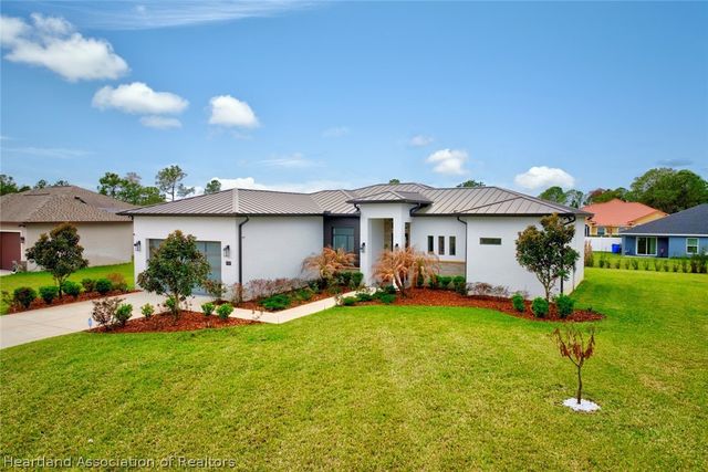 6910 San Bruno Drive, Sebring, FL 33872