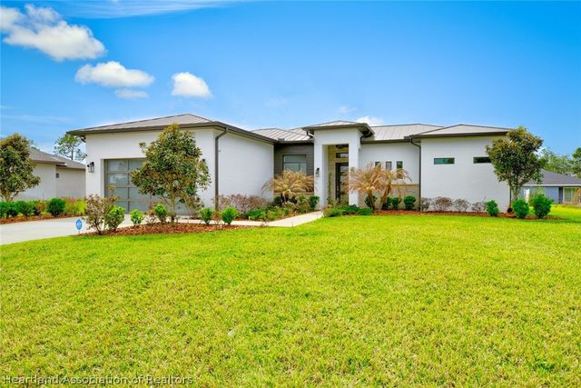 6910 San Bruno Drive, Sebring, FL 33872