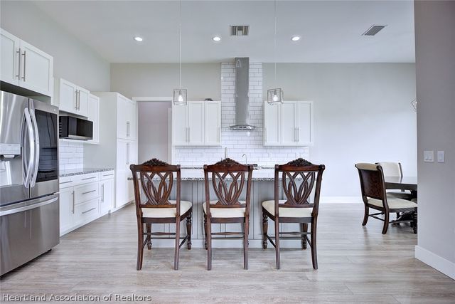 6910 San Bruno Drive, Sebring, FL 33872