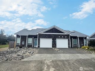 418 NW 28th Street NW #Unit 9, Long Beach, WA 98631