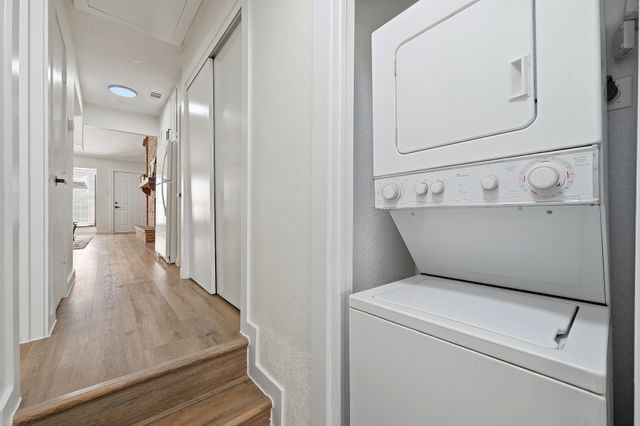 2527 Shady Ridge Drive, Bedford, TX 76021