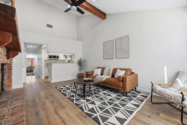 2527 Shady Ridge Drive, Bedford, TX 76021