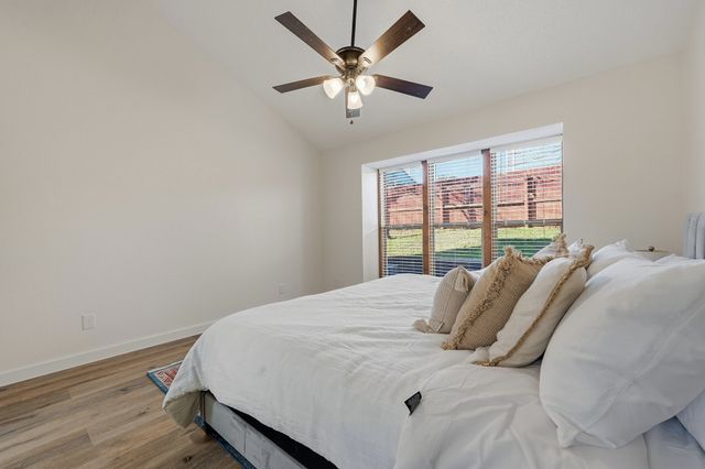 2527 Shady Ridge Drive, Bedford, TX 76021