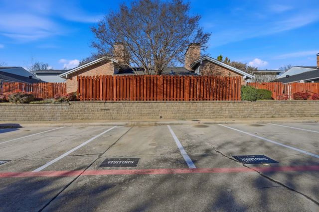 2527 Shady Ridge Drive, Bedford, TX 76021