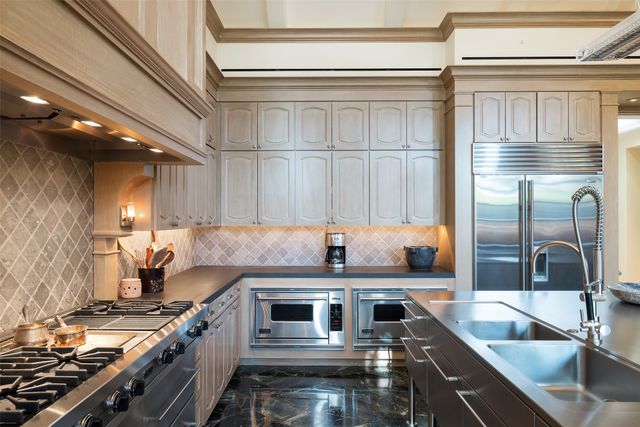 4009 Gillon Avenue, Highland Park, TX 75205