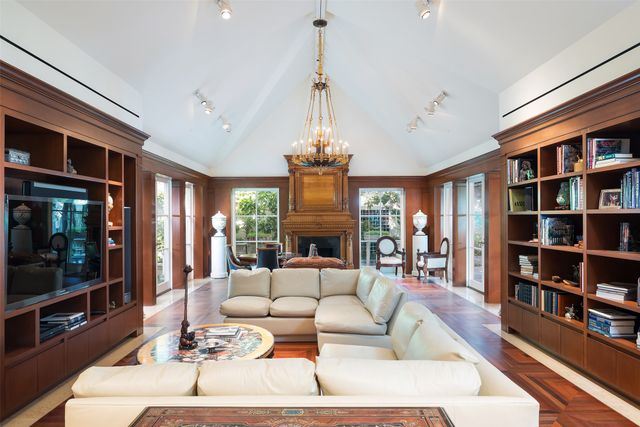 4009 Gillon Avenue, Highland Park, TX 75205