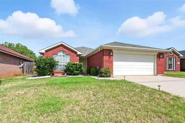 1455 Morrison Drive, Fort Worth, TX 76112