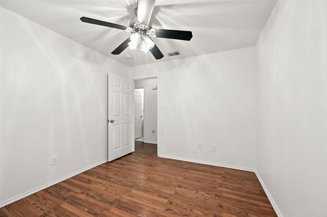 1455 Morrison Drive, Fort Worth, TX 76112