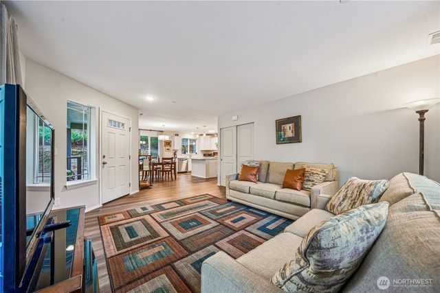 5993 NE Verdant Drive, Kingston, WA 98346