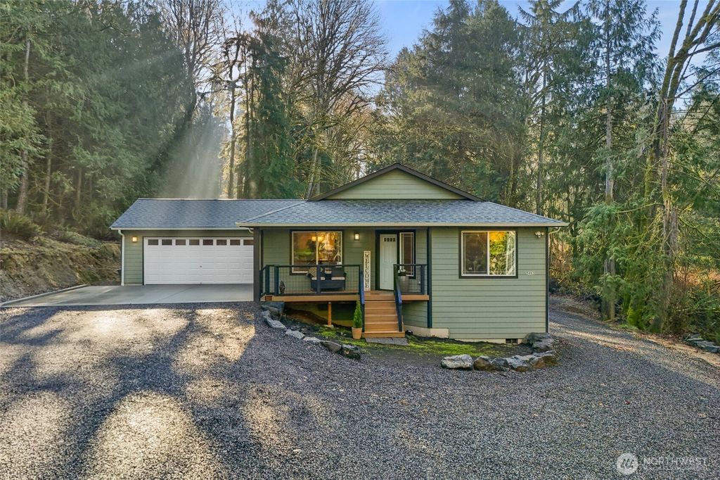 5993 NE Verdant Drive, Kingston, WA 98346