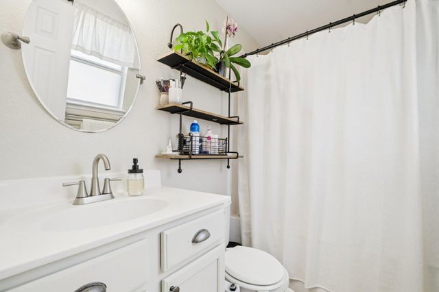 113 Mallard LN, Leander, TX 78641