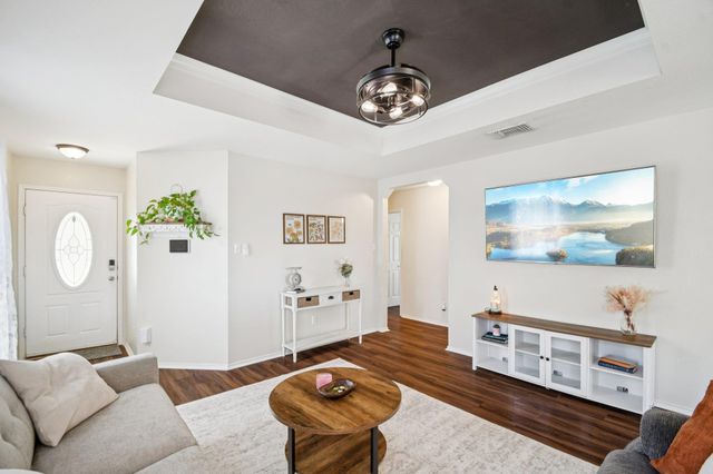 113 Mallard LN, Leander, TX 78641