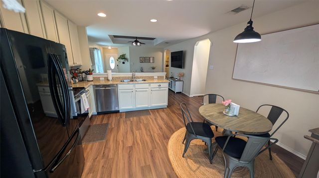 113 Mallard LN, Leander, TX 78641