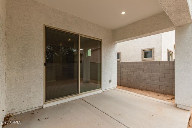 526 N 89TH Street, Mesa, AZ 85207