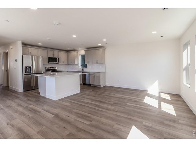 930 Trumpet Ln, Windsor, CO 80550