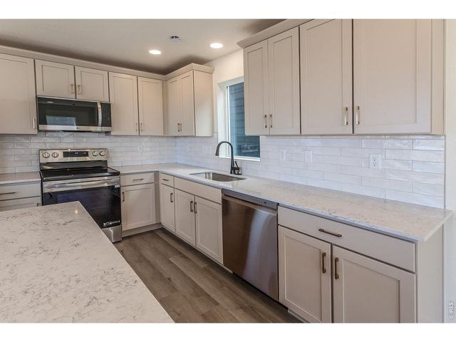 930 Trumpet Ln, Windsor, CO 80550