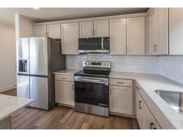 930 Trumpet Ln, Windsor, CO 80550
