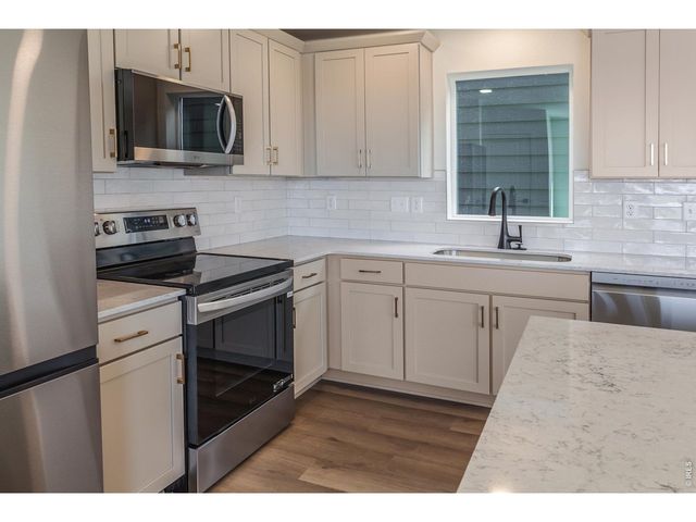 930 Trumpet Ln, Windsor, CO 80550
