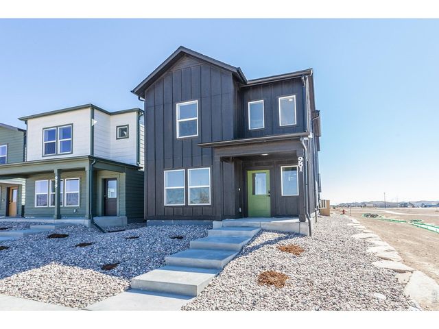 930 Trumpet Ln, Windsor, CO 80550