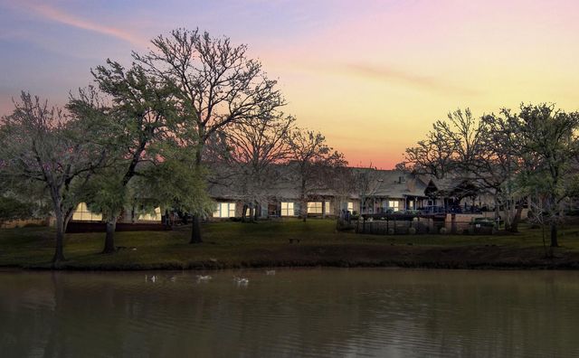 2122 Clear Lake Road, Weatherford, TX 76087