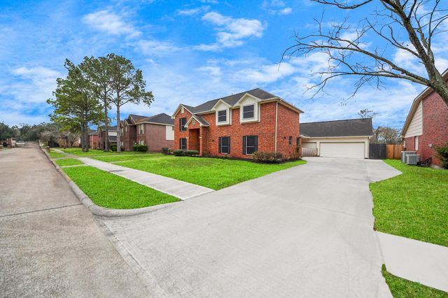 1410 Long View Drive, Pearland, TX 77581