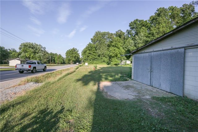 11187 W 264 Highway, Bentonville, AR 72712