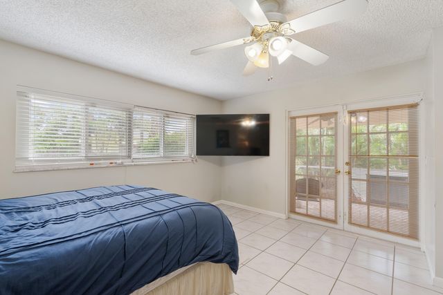 306 18th Avenue N, Lake Worth Beach, FL 33460