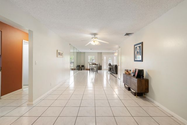 306 18th Avenue N, Lake Worth Beach, FL 33460