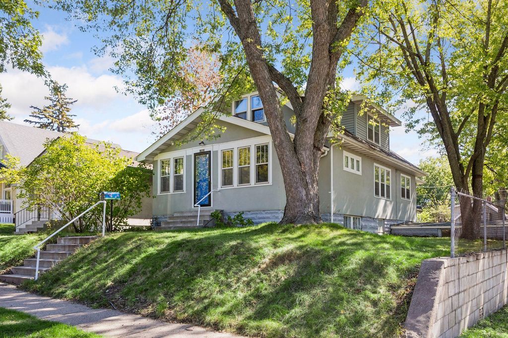 1960 Ivy Avenue E, Saint Paul, MN 55119 — exterior