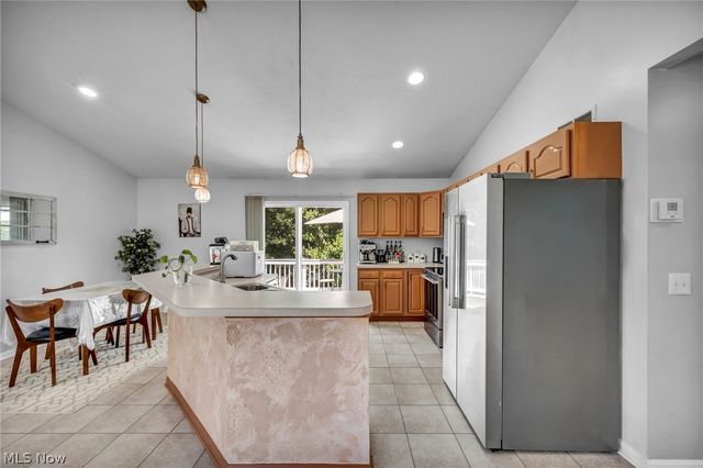 59 Joplin Drive, Akron, OH 44319
