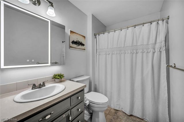 59 Joplin Drive, Akron, OH 44319