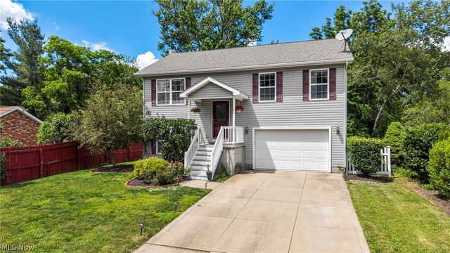 59 Joplin Drive, Akron, OH 44319