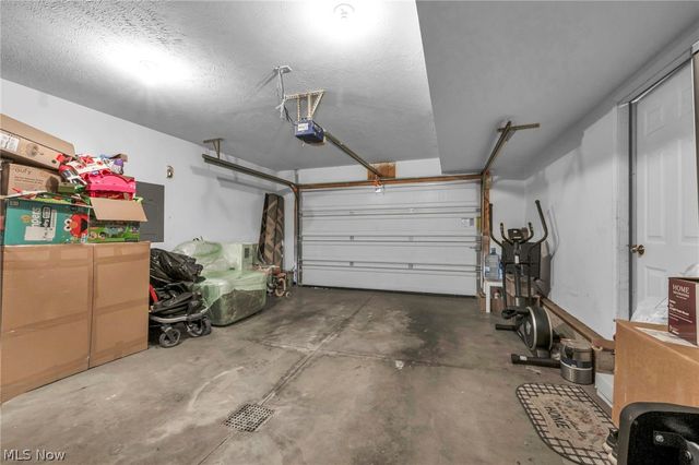 59 Joplin Drive, Akron, OH 44319