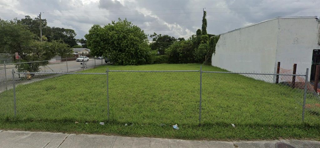 4902 NW 22nd Ave, Miami, FL 33142