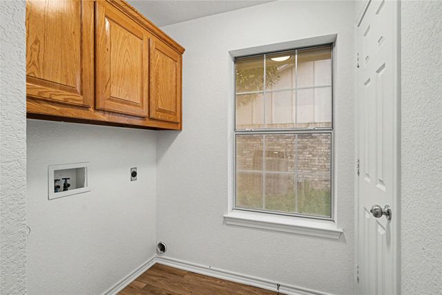 1504 Clover Lane, Granbury, TX 76048