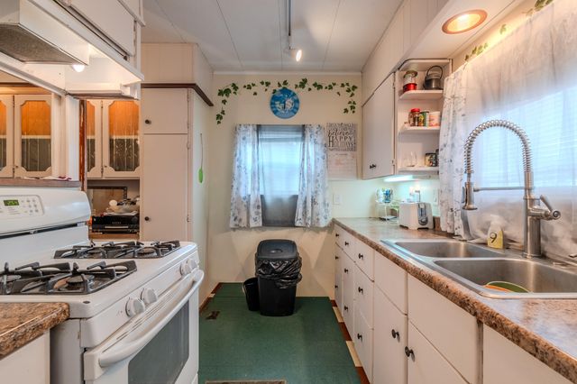 2799 Siskiyou Boulevard 36, Ashland, OR 97520