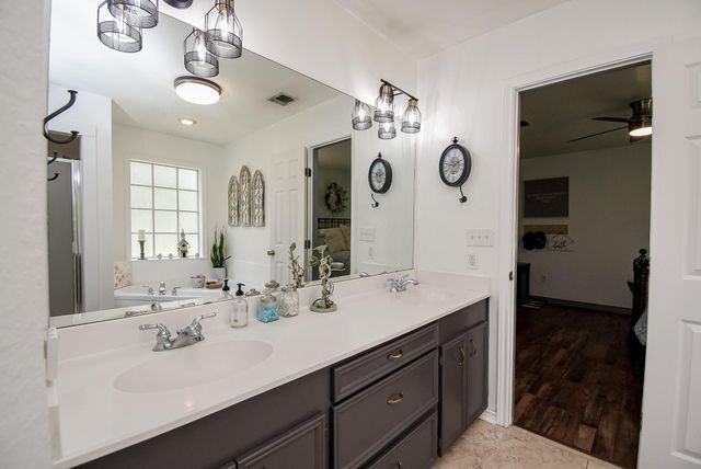 4427 County Road 382, Louise, TX 77455