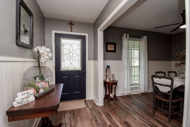 4427 County Road 382, Louise, TX 77455